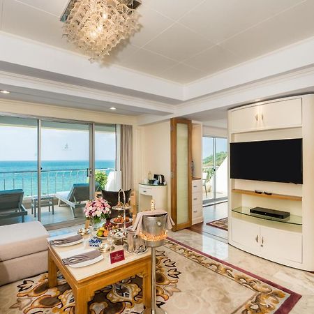 Royal Wing Suites & Spa Pattaya Exterior foto