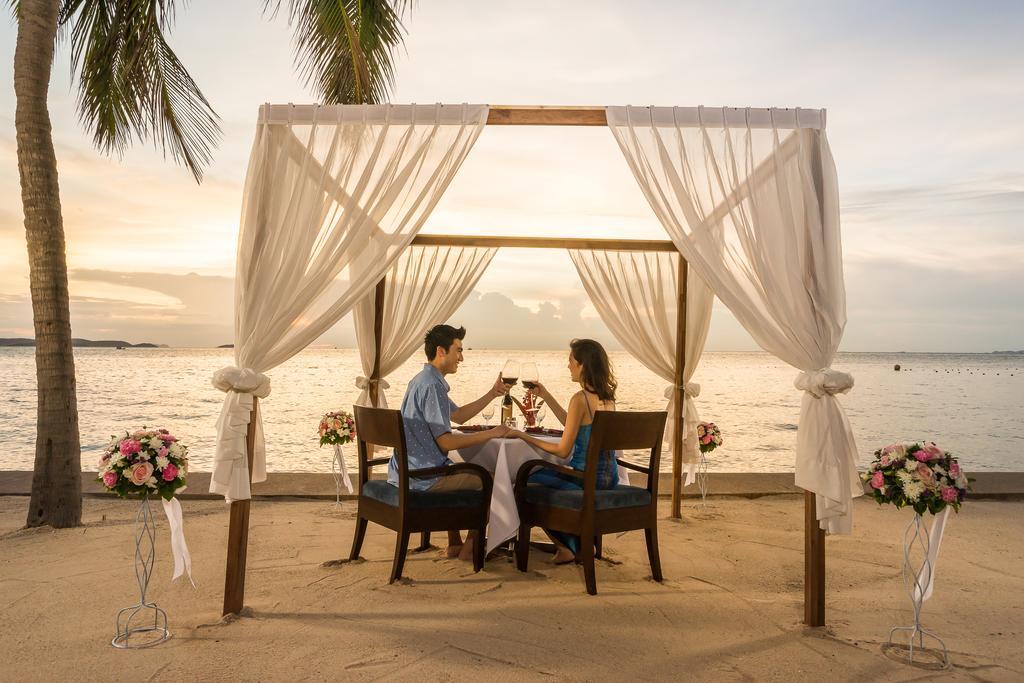Royal Wing Suites & Spa Pattaya Exterior foto