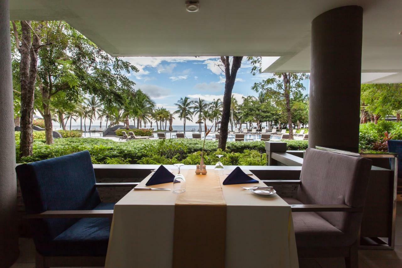 Royal Wing Suites & Spa Pattaya Exterior foto