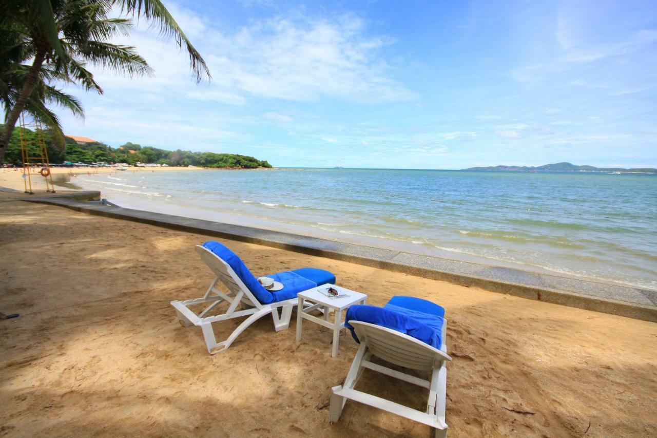 Royal Wing Suites & Spa Pattaya Exterior foto