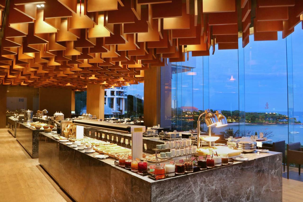 Royal Wing Suites & Spa Pattaya Exterior foto