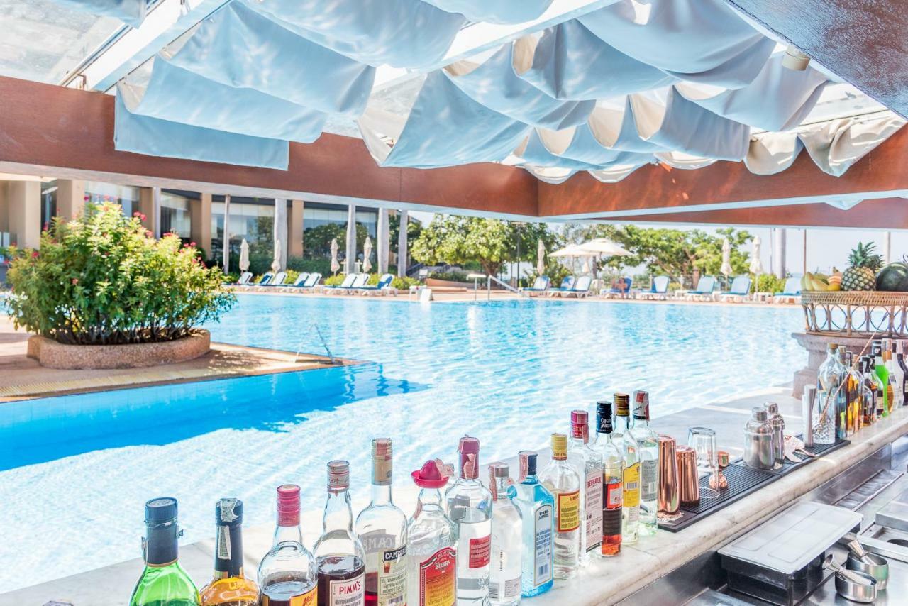 Royal Wing Suites & Spa Pattaya Exterior foto